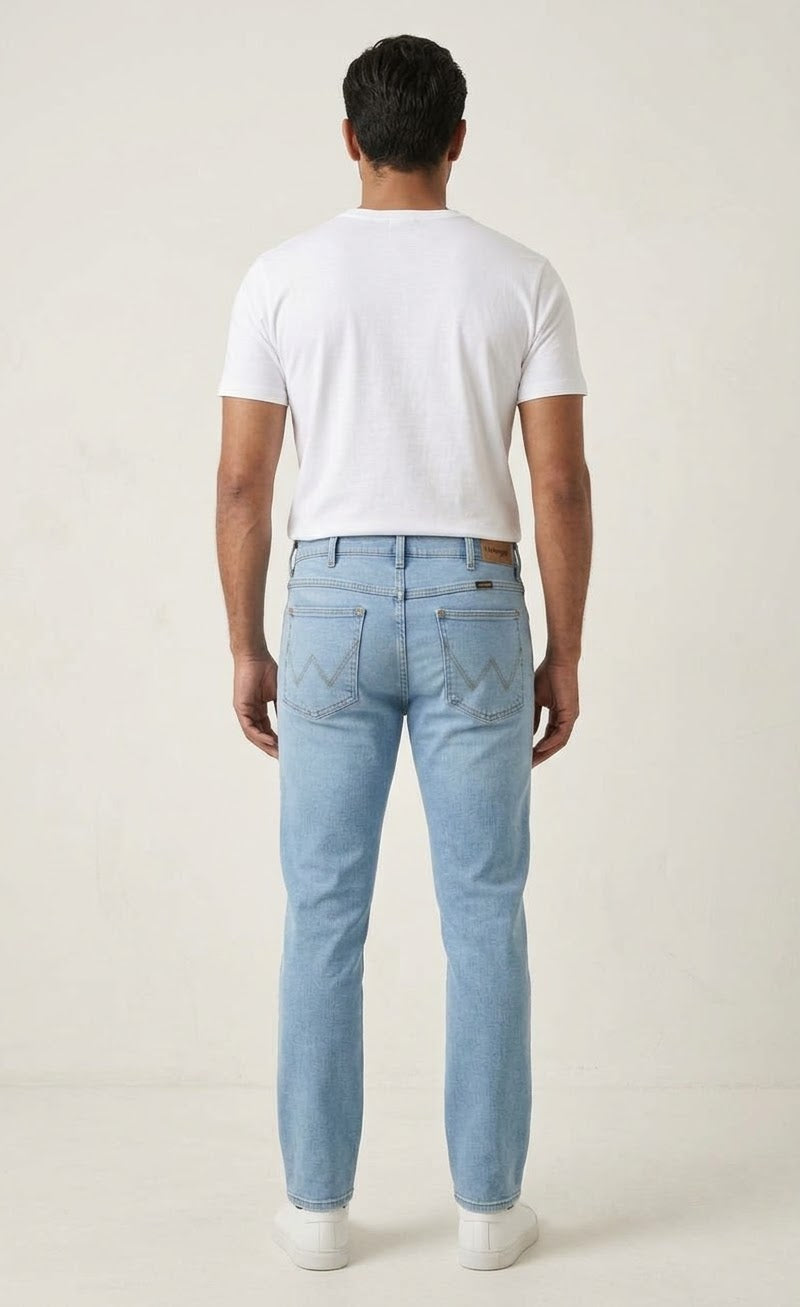 Wrangler Men’s Light Blue Washed Slim Fit Jeans
