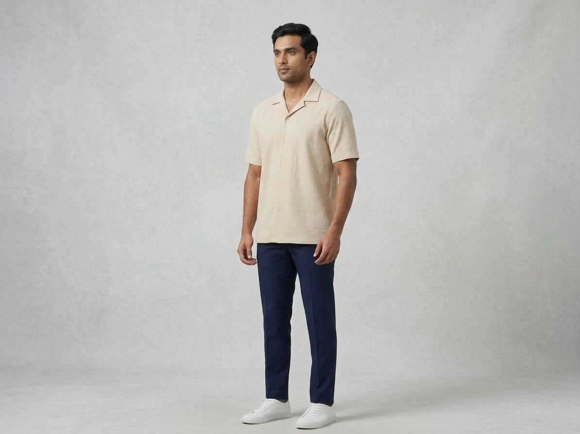 Men’s Textured Beige Short-Sleeve Button-Up Shirt