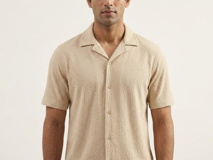 Men’s Textured Beige Short-Sleeve Button-Up Shirt